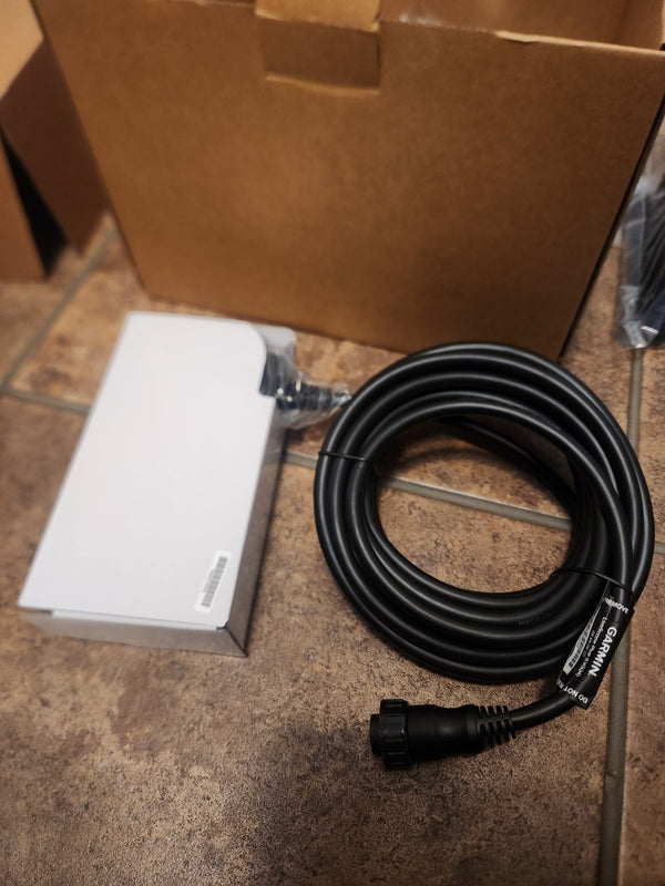 Garmin LiveScope LVS34 complete system